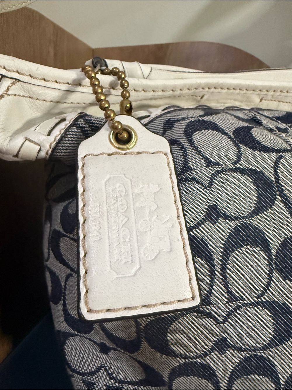 Coach 2007 Bleecker Signature Denim Bucket Bag Blue Canvas White Leather Y2K - Picture 11 of 13